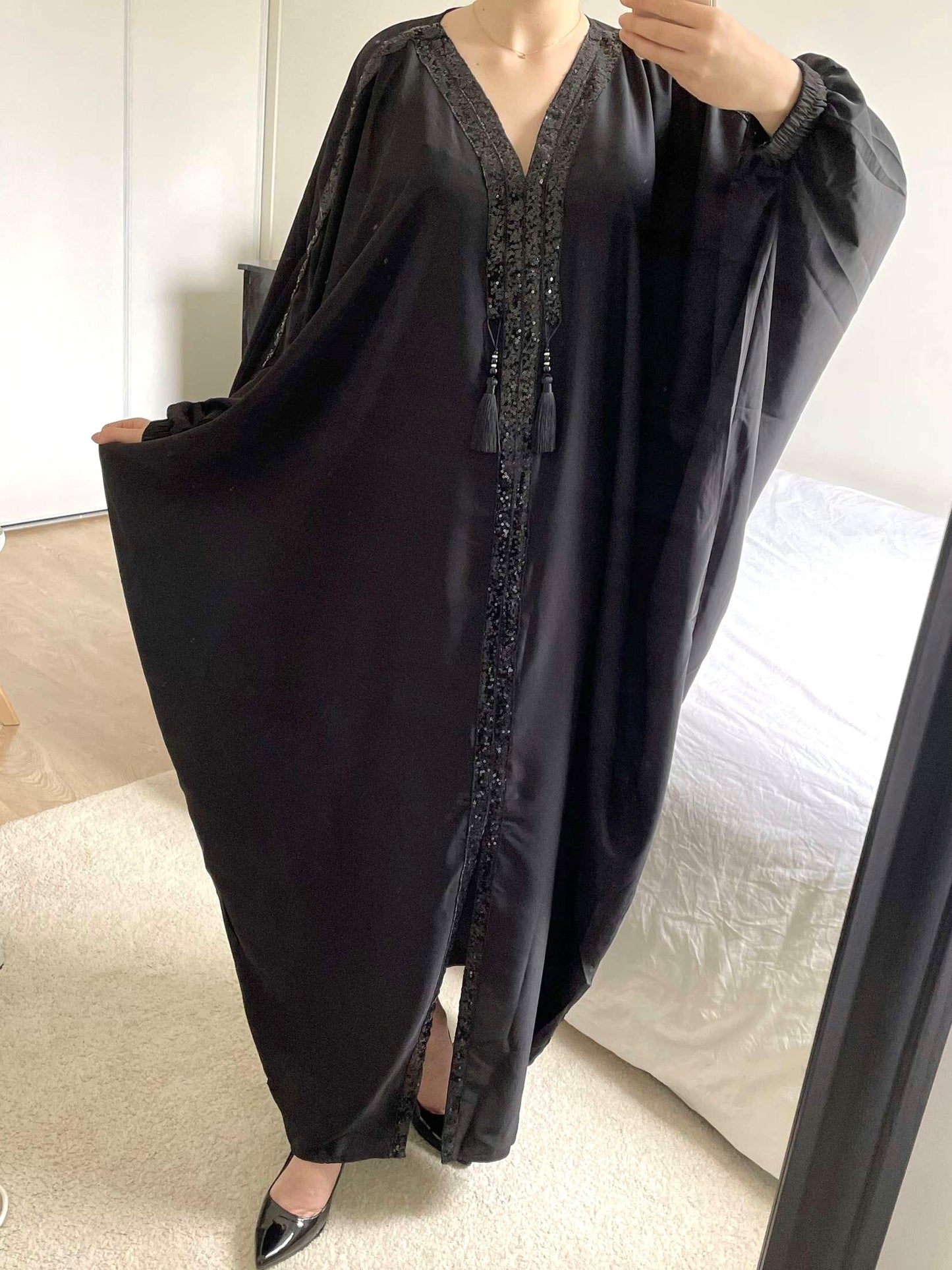 Robe/abaya AID